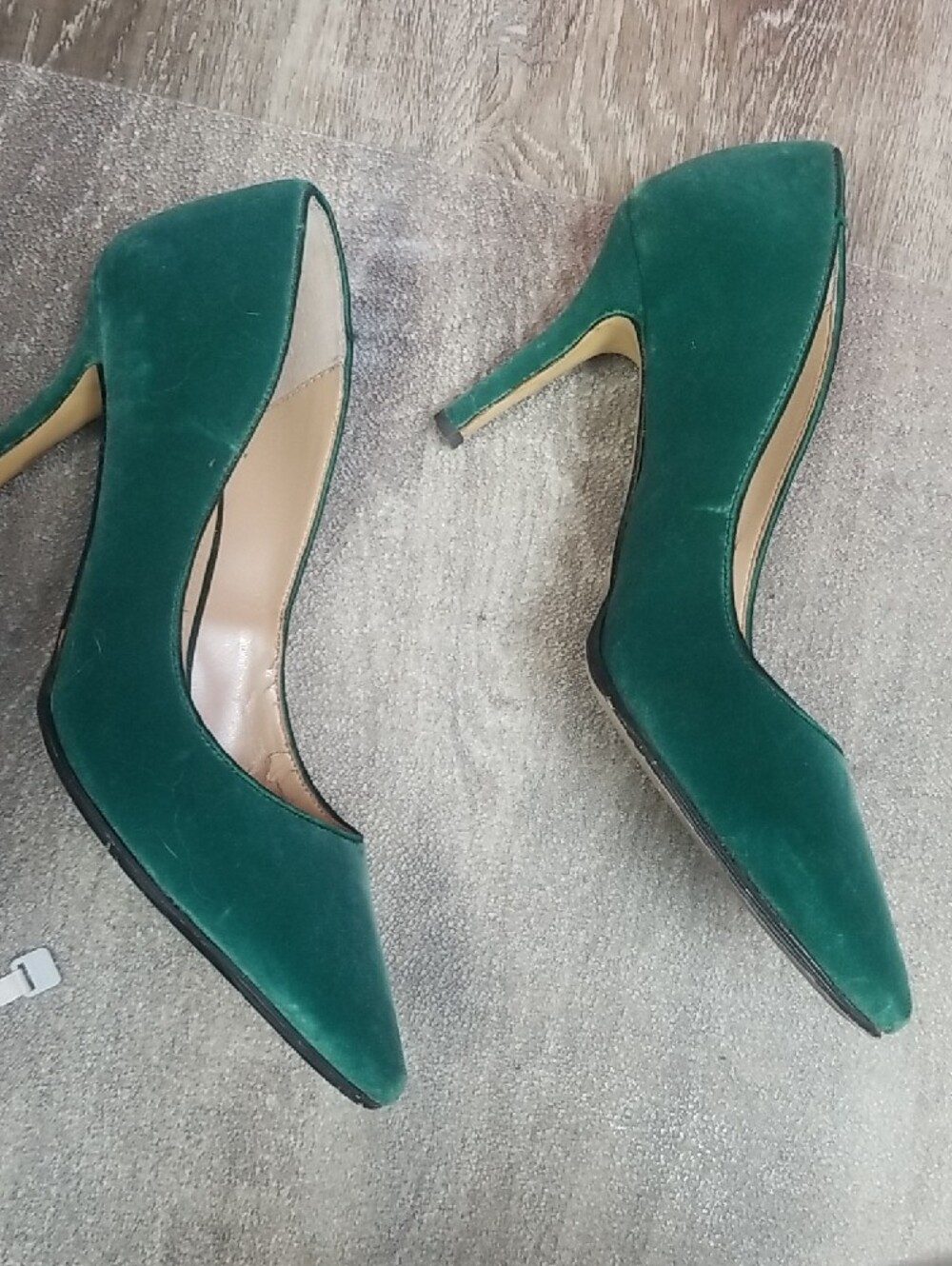 White House Black Market Green Velvet Pointed-Toe Pumps - Picture 3 of 6